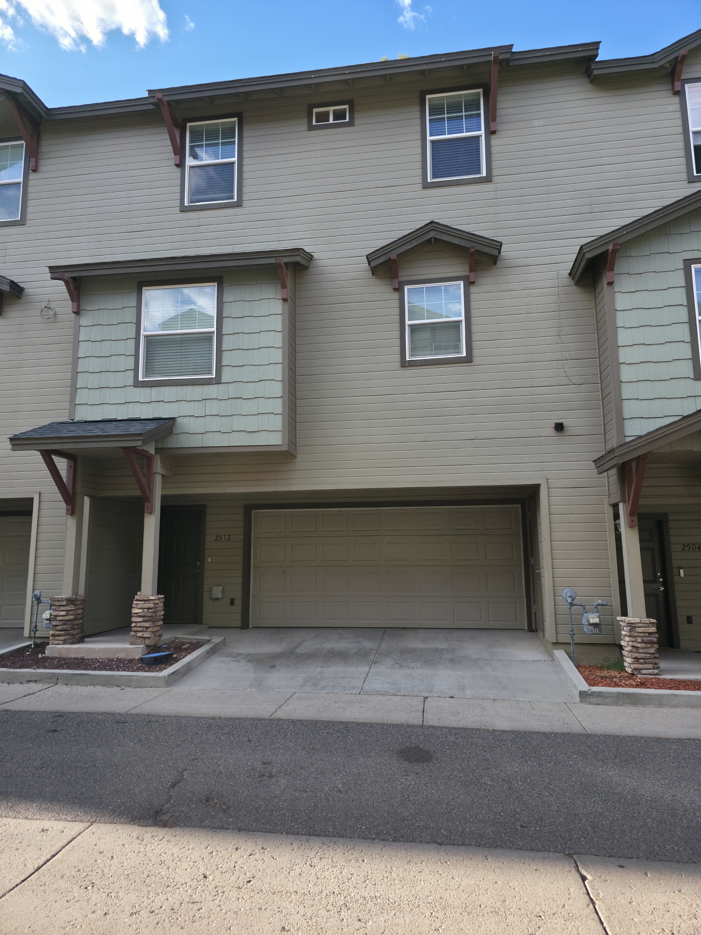 2512 West Pikes Peak Drive - 1