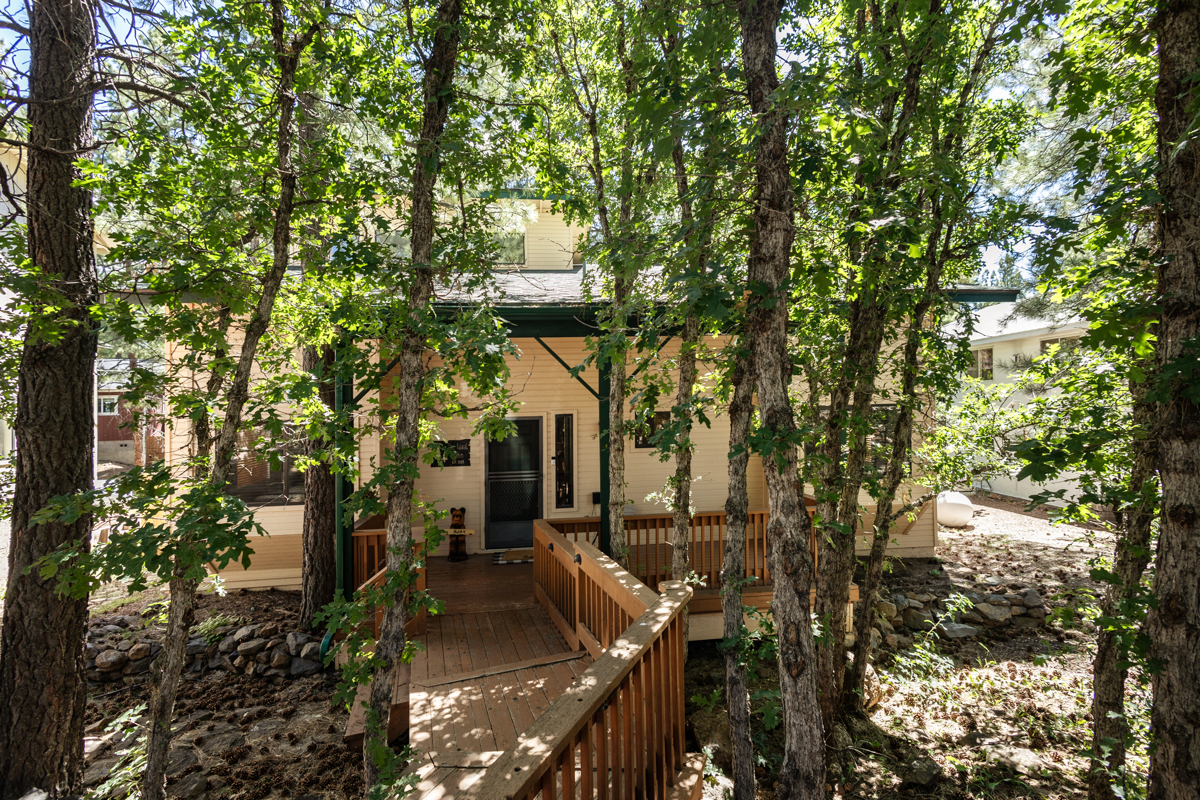 335 Sandia Circle