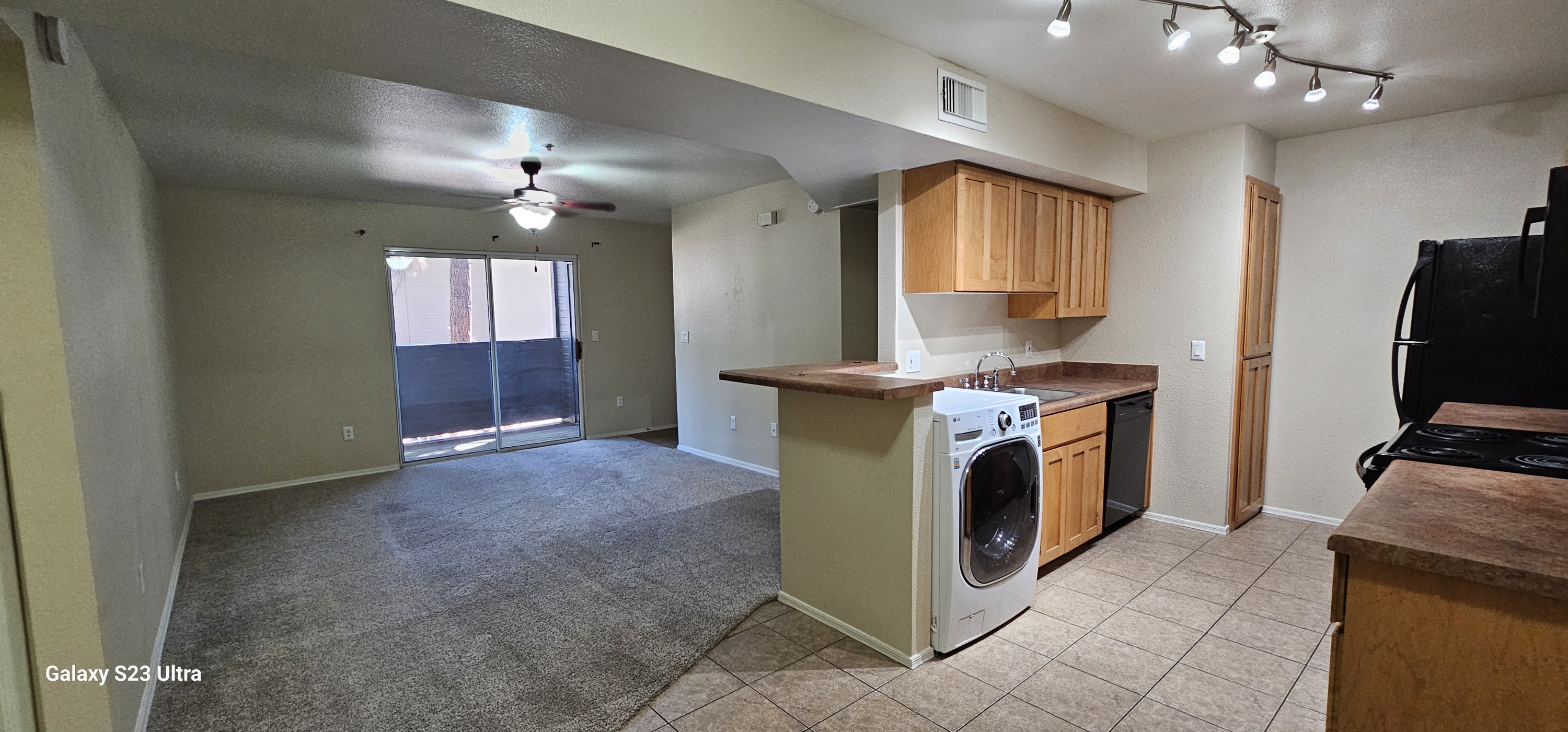 1385 West University Avenue - 1
