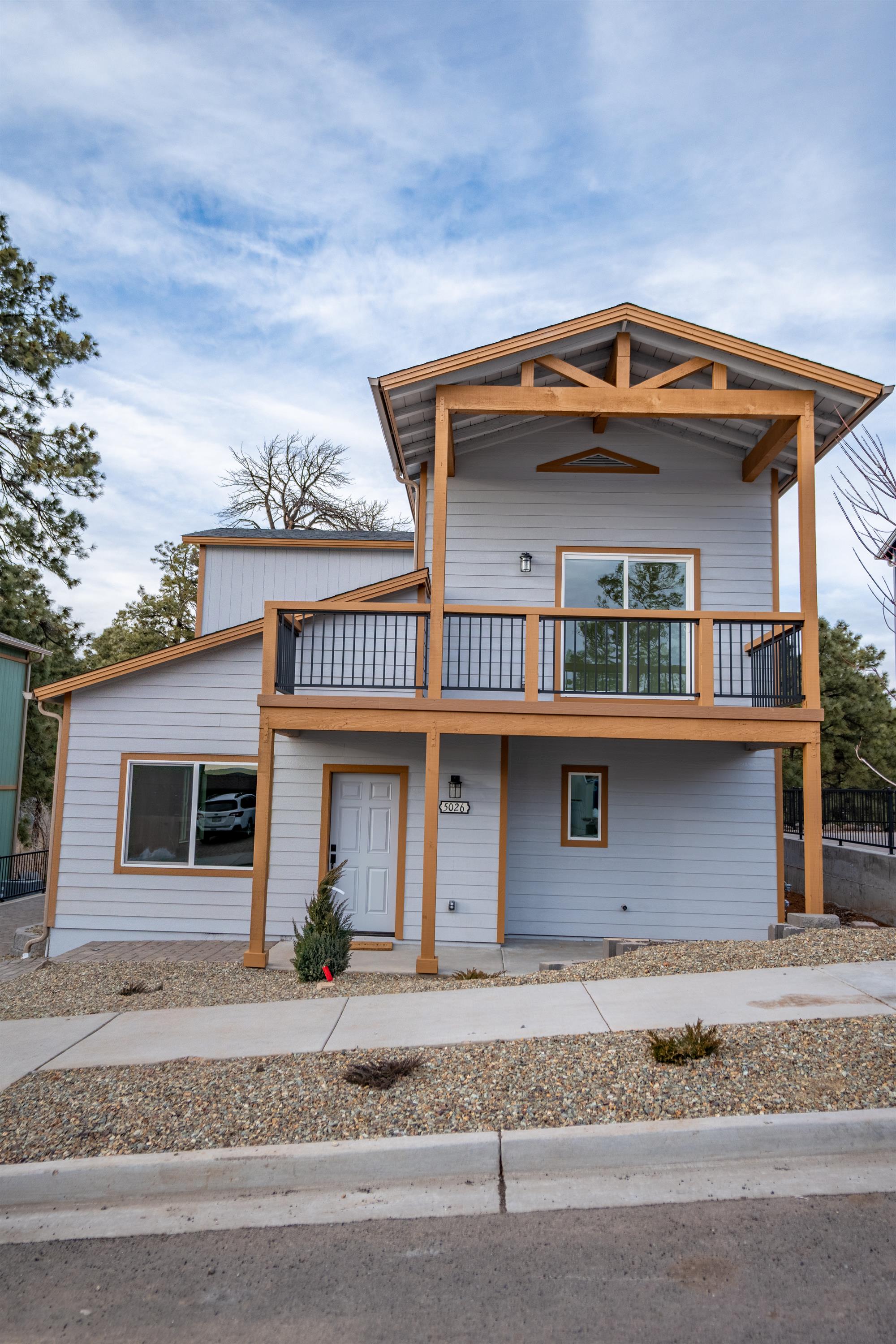 5026 East Retreat Circle